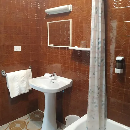 Residencia Presidente Guest house *
