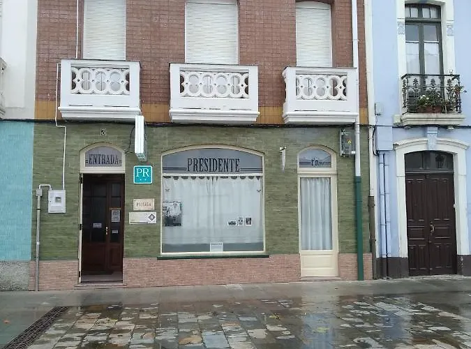 Konukevi Residencia Presidente Ribadeo